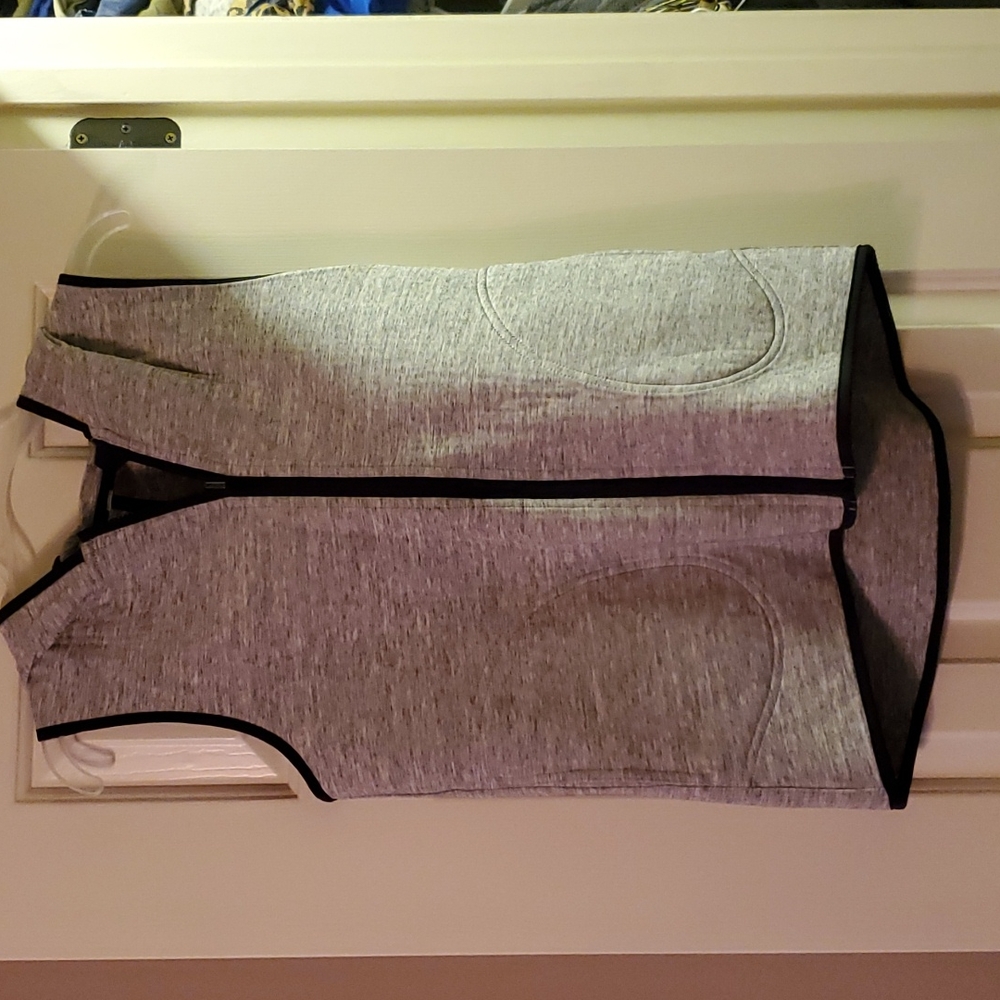 Lululemon reversible vest